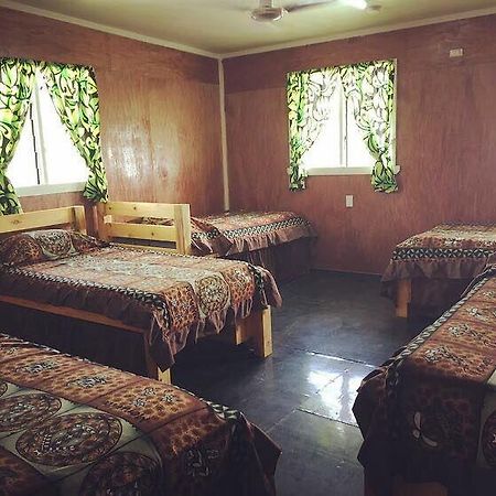 The Village Backpackers Nuku'alofa Eksteriør billede