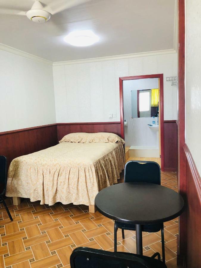 The Village Backpackers Nuku'alofa Eksteriør billede